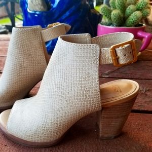 Ugg Audrey exotic peep toe cream leather sandals bootie